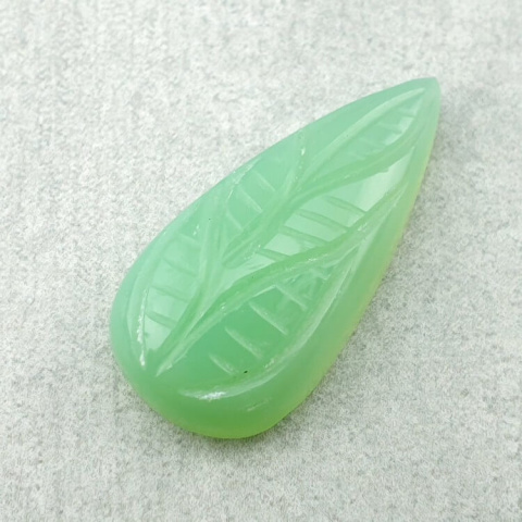 Chalcedon chryzo kaboszon carved 28x14 mm nr 16 Chalcedon chryzo kaboszon carved 28x14 mm nr 16