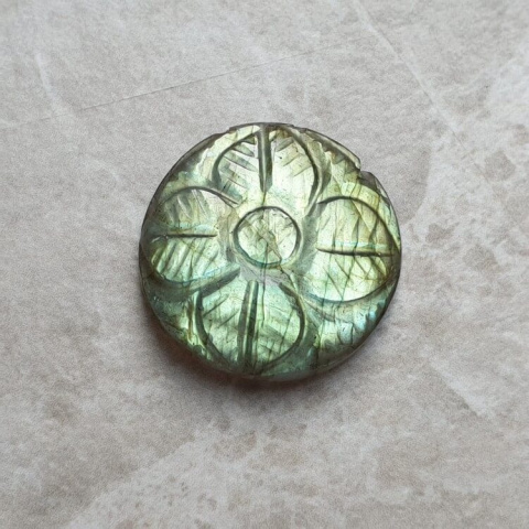 Labradoryt kaboszon carving fi 22 mm nr 146 Labradoryt kaboszon carving fi 22 mm nr 146