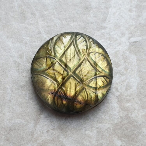 Labradoryt kaboszon carved fi 23 mm nr 123 Labradoryt kaboszon carved fi 23 mm nr 123