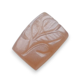 Kamień księżycowy brzoskwiniowy kaboszon carving 19x15 mm nr 13