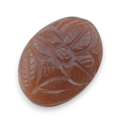 Kamień księżycowy brzoskwiniowy kaboszon carving 24x18 mm nr 20 Kamień księżycowy brzoskwiniowy kaboszon carving 24x18 mm nr 20
