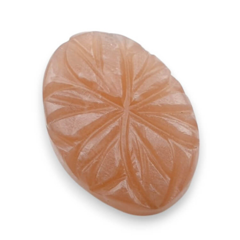 Kamień księżycowy brzoskwiniowy kaboszon carving 25x18 mm nr 18 Kamień księżycowy brzoskwiniowy kaboszon carving 25x18 mm nr 18