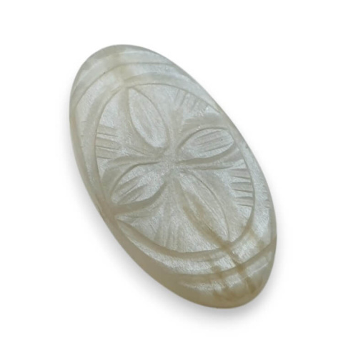 Kamień księżycowy szary kaboszon carving 28x16 mm nr 183 Kamień księżycowy szary kaboszon carving 28x16 mm nr 183