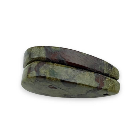 Jaspis smocza krew para kaboszonów z dziurką 24x14 mm nr P608 Jaspis smocza krew para kaboszonów z dziurką 24x14 mm nr P608