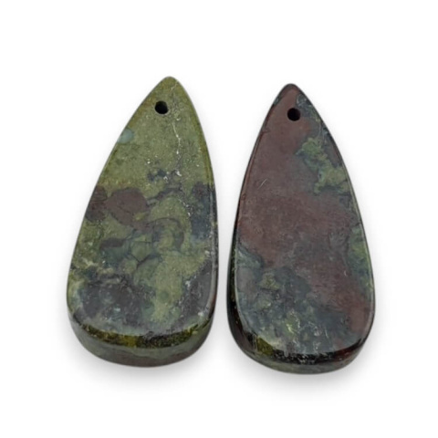 Jaspis smocza krew para kaboszonów z dziurką 25x12 mm nr P603 Jaspis smocza krew para kaboszonów z dziurką 25x12 mm nr P603