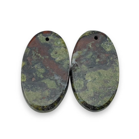 Jaspis smocza krew para kaboszonów z dziurką 25x14 mm nr P569 Jaspis smocza krew para kaboszonów z dziurką 25x14 mm nr P569