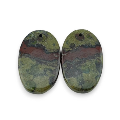 Jaspis smocza krew para kaboszonów z dziurką 25x15 mm nr P588 Jaspis smocza krew para kaboszonów z dziurką 25x15 mm nr P588