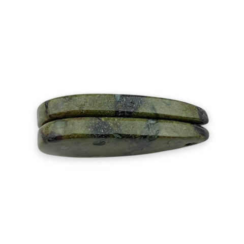 Jaspis smocza krew para kaboszonów z dziurką 26x12 mm nr P567 Jaspis smocza krew para kaboszonów z dziurką 26x12 mm nr P567
