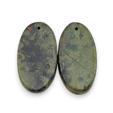 Jaspis smocza krew para kaboszonów z dziurką 26x14 mm nr P573 Jaspis smocza krew para kaboszonów z dziurką 26x14 mm nr P573