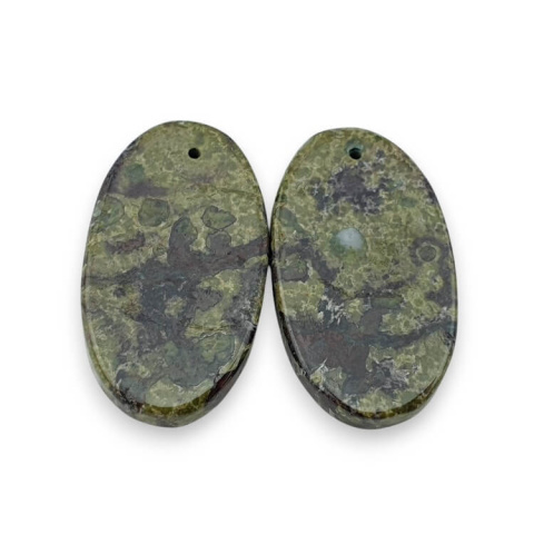 Jaspis smocza krew para kaboszonów z dziurką 26x15 mm nr P570 Jaspis smocza krew para kaboszonów z dziurką 26x15 mm nr P570