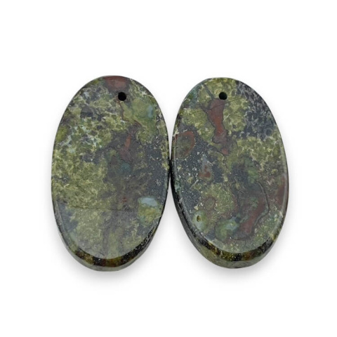 Jaspis smocza krew para kaboszonów z dziurką 26x15 mm nr P577 Jaspis smocza krew para kaboszonów z dziurką 26x15 mm nr P577