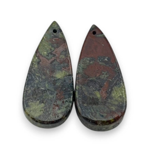 Jaspis smocza krew para kaboszonów z dziurką 29x13 mm nr P606 Jaspis smocza krew para kaboszonów z dziurką 29x13 mm nr P606