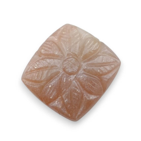 Kamień księżycowy brzoskwiniowy kaboszon carving 22x20 mm nr 55 Kamień księżycowy brzoskwiniowy kaboszon carving 22x20 mm nr 55