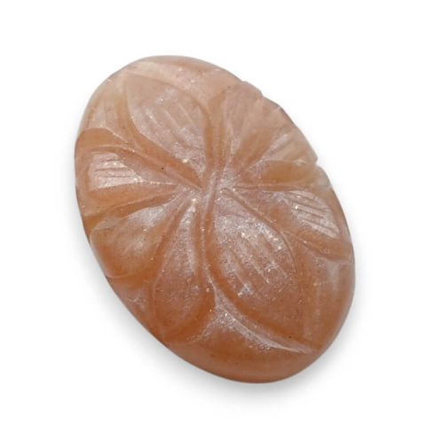Kamień księżycowy brzoskwiniowy kaboszon carved 24x17 mm nr 97 Kamień księżycowy brzoskwiniowy kaboszon carved 24x17 mm nr 97