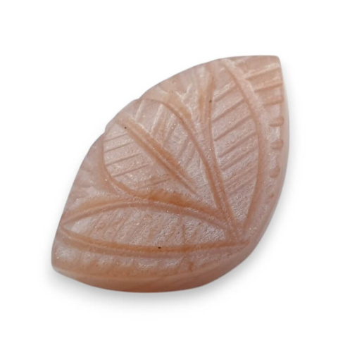 Kamień księżycowy brzoskwiniowy kaboszon carving 25x15 mm nr 52 Kamień księżycowy brzoskwiniowy kaboszon carving 25x15 mm nr 52
