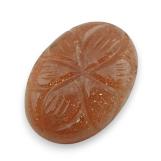 Kamień słoneczny kaboszon carving 21x15 mm nr 15