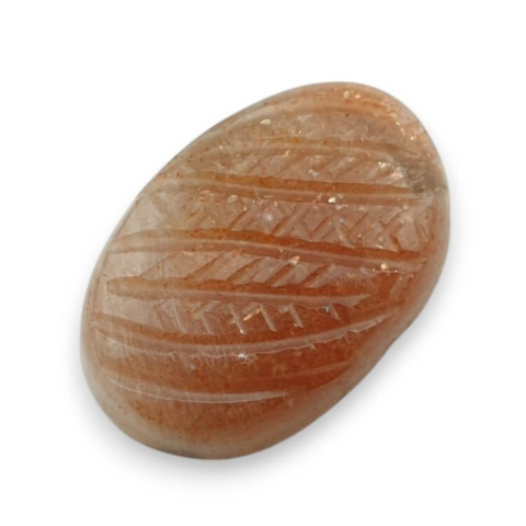 Kamień słoneczny kaboszon carving 24x16 mm nr 33 Kamień słoneczny kaboszon carving 24x16 mm nr 33