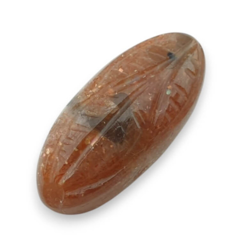 Kamień słoneczny kaboszon carving 28x13 mm nr 44 Kamień słoneczny kaboszon carving 28x13 mm nr 44