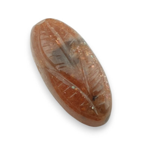 Kamień słoneczny kaboszon carving 28x13 mm nr 44 Kamień słoneczny kaboszon carving 28x13 mm nr 44
