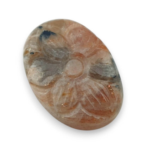 Kamień słoneczny kaboszon carving 28x19 mm nr 30 Kamień słoneczny kaboszon carving 28x19 mm nr 30