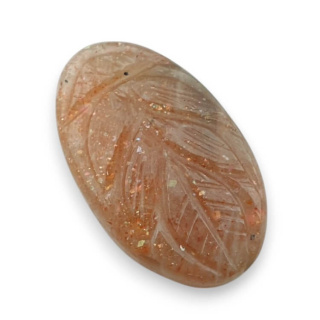 Kamień słoneczny kaboszon carving 29x17 mm nr 23