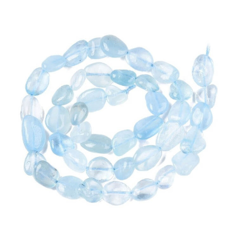 Akwamaryn bryłka gładka 8-15 mm sznur 19 cm Akwamaryn bryłka gładka 8-15 mm sznur 19 cm