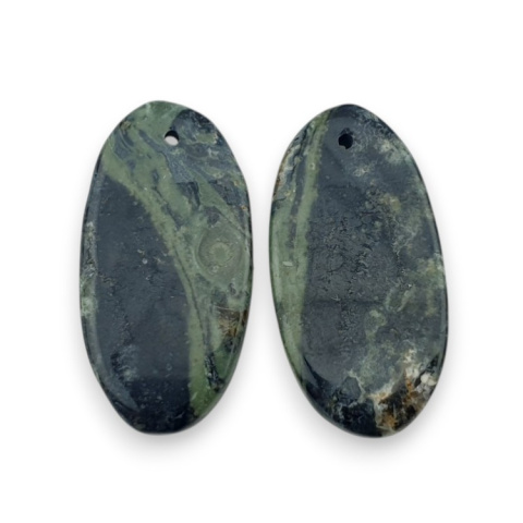 Jaspis kambaba para kaboszonów z dziurką 26x13 mm nr P976 Jaspis kambaba para kaboszonów z dziurką 26x13 mm nr P976