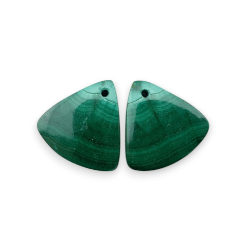 Malachit para kaboszonów z dziurką 18x18 mm nr R74 Malachit para kaboszonów z dziurką 18x18 mm nr R74