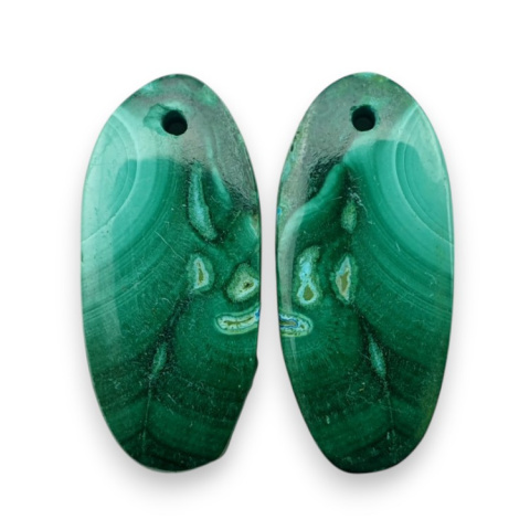 Malachit para kaboszonów z dziurką 24x11 mm nr R64 Malachit para kaboszonów z dziurką 24x11 mm nr R64