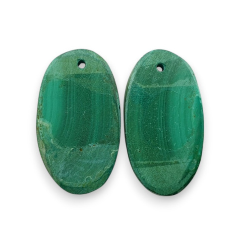Malachit para kaboszonów z dziurką 25x14 mm nr R80 Malachit para kaboszonów z dziurką 25x14 mm nr R80