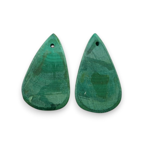 Malachit para kaboszonów z dziurką 25x15 mm nr R66 Malachit para kaboszonów z dziurką 25x15 mm nr R66