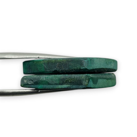 Malachit para kaboszonów z dziurką 28x15 mm nr R77 Malachit para kaboszonów z dziurką 28x15 mm nr R77