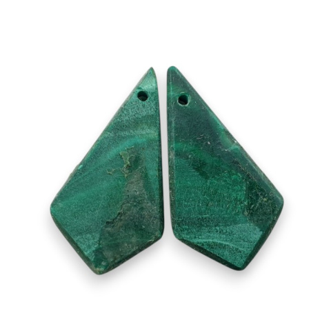 Malachit para kaboszonów z dziurką 28x15 mm nr R77 Malachit para kaboszonów z dziurką 28x15 mm nr R77