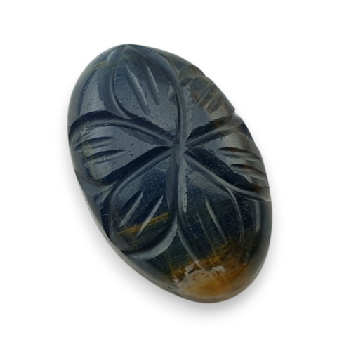 Tygrysie oko niebieskie kaboszon carving 24x15 mm nr 133 Tygrysie oko niebieskie kaboszon carving 24x15 mm nr 133