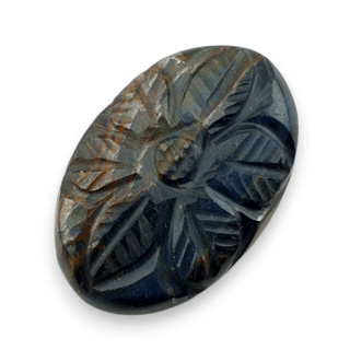 Tygrysie oko niebieskie kaboszon carving 26x17 mm nr 143