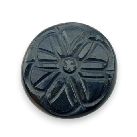 Tygrysie oko niebieskie kaboszon carving fi 28 mm nr 97 Tygrysie oko niebieskie kaboszon carving fi 28 mm nr 97