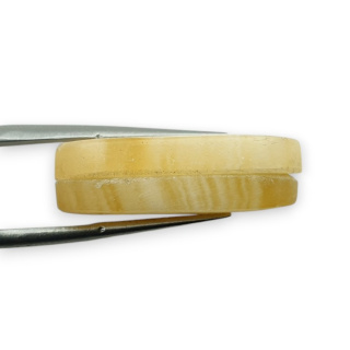 Żółty aragonit para kaboszonów z dziurką 25x12 mm nr R112