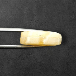 Żółty aragonit para kaboszonów z dziurką 26x13 mm nr P952