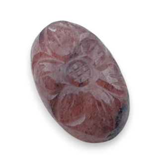 Kwarc truskawkowy kaboszon carving 22x14 mm nr 19