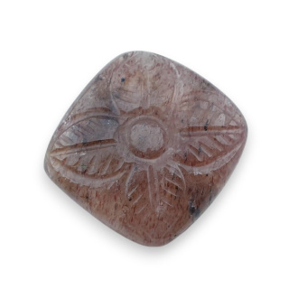 Kwarc truskawkowy kaboszon carving 22x22 mm nr 8