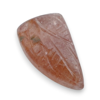 Kwarc truskawkowy kaboszon carving 24x15 mm nr 41