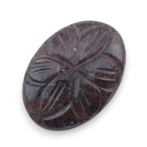 Kwarc truskawkowy kaboszon carving 25x18 mm nr 76 Kwarc truskawkowy kaboszon carving 25x18 mm nr 76