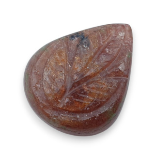 Kwarc truskawkowy kaboszon carving 27x22 mm nr 55