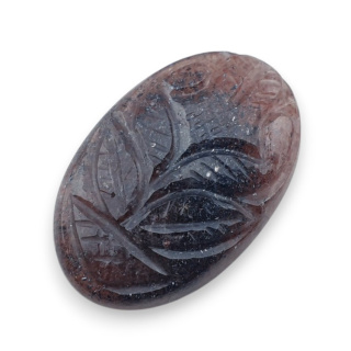 Kwarc truskawkowy kaboszon carving 29x19 mm nr 28
