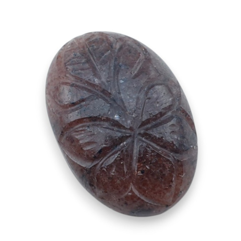 Kwarc truskawkowy kaboszon carving 29x20 mm nr 65 Kwarc truskawkowy kaboszon carving 29x20 mm nr 65