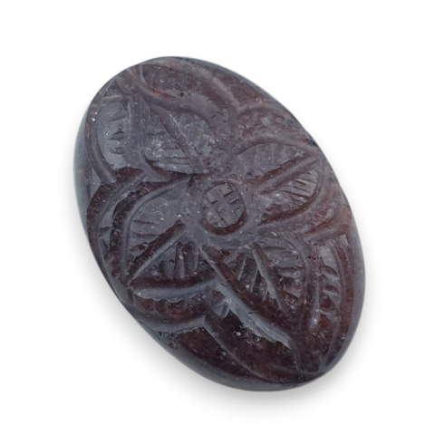 Kwarc truskawkowy kaboszon carving 30x20 mm nr 73 Kwarc truskawkowy kaboszon carving 30x20 mm nr 73
