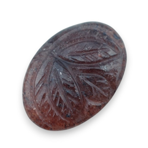 Kwarc truskawkowy kaboszon carving 30x21 mm nr 60 Kwarc truskawkowy kaboszon carving 30x21 mm nr 60