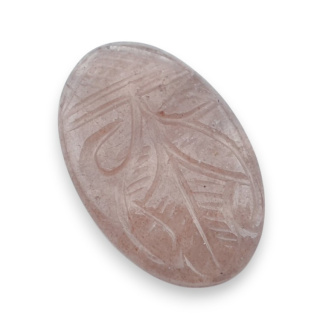 Kwarc truskawkowy kaboszon carving 33x21 mm nr 59