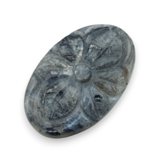 Larvikit kaboszon carving 29x18 mm nr 3