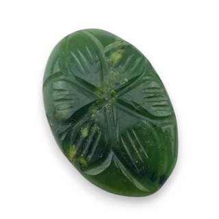 Nefryt kaboszon carving 25x17 mm nr 91